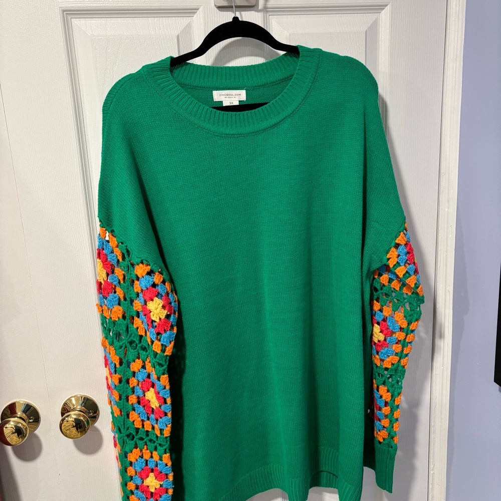 Chic Soul Green Sweater with Colorful Sleeves - Picture 2 of 6